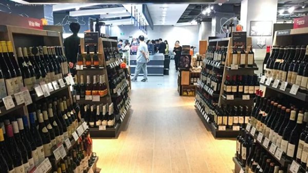炒股配资利息 特朗普宣布国家紧急状态 全面征收关税
